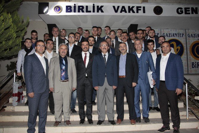 Birlik Vakfında Başkanlık Sistemi Konuşuldu