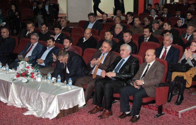 Erzurum Eğitim Bir Sen’den Liderlik Ve İletişim Semineri