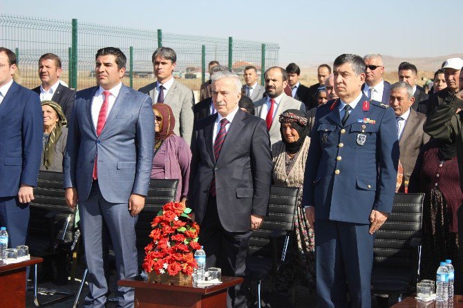 Sarıoğlan’da ’Huzur Sokağı’ Projesi Hayata Geçirildi