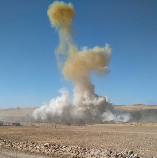 Mardin’de Bomba Yüklü Minibüs Ele Geçirildi