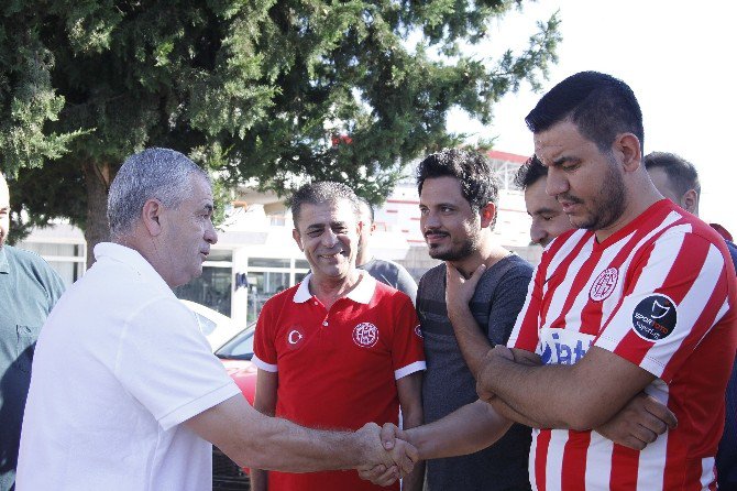 Ligde Kötü Günler Geçiren Antalyaspor İçin Kurban Kestiler