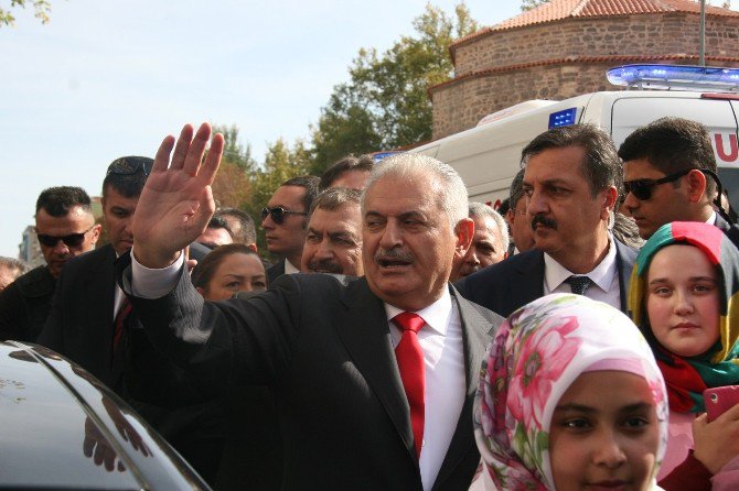 Başbakan Binali Yıldırım Afyonkarahisar’da