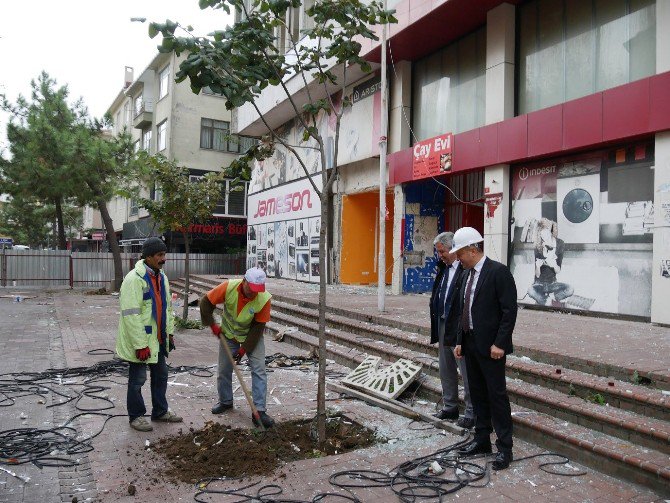 Büyükçekmece Belediyesi Riskli Binaları Yıkıyor