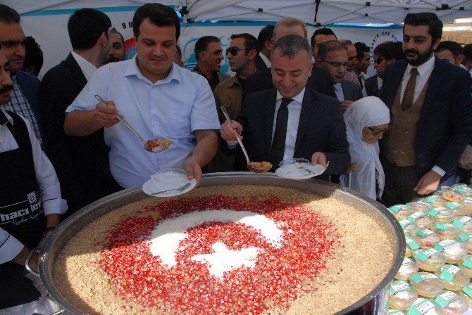 Sur’da 5 Bin Kişiye Türk Bayrağı İle Süslenmiş Aşure Dağıtıldı