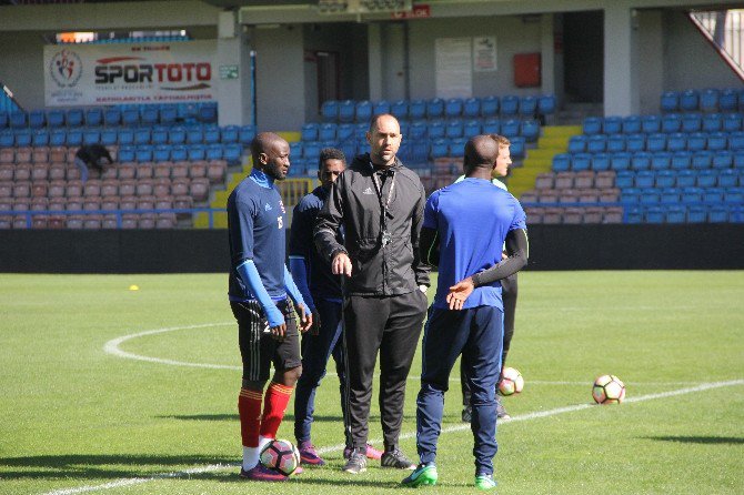 Karabükspor İç Saha Galibiyetini Sürdürmek İstiyor