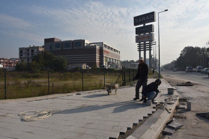 Nezih Tütüncü Bulvarında Kavşak Düzenlemesi Yapıldı