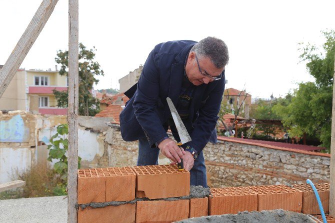 Kesimoğlu Atatürk Evi Çalışmalarını Yerinde İnceledi