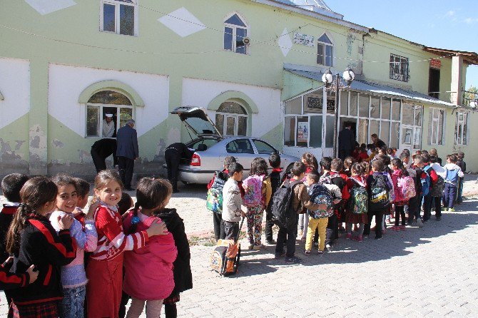 Muradiyeli Öğrencilere Camiler Tanıtıldı