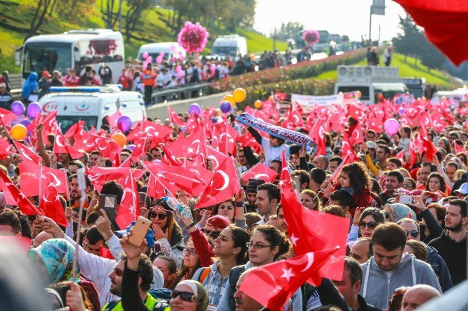 Vodafone, İstanbul Maratonu İçin Meydan Etkinlikleri Düzenleyecek