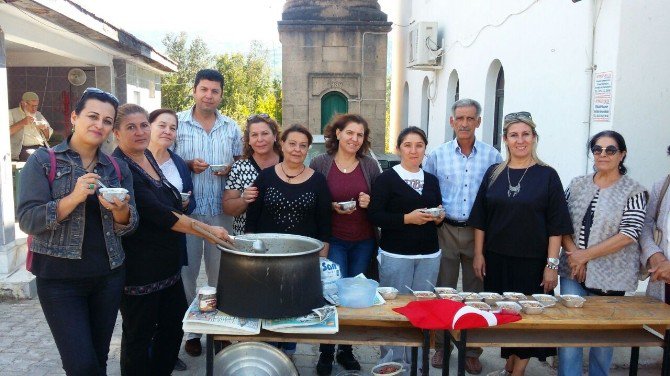 Ak Parti Teşkilatı’ndan Hainlerin Yakalandığı Mahallede Aşure Etkinliği