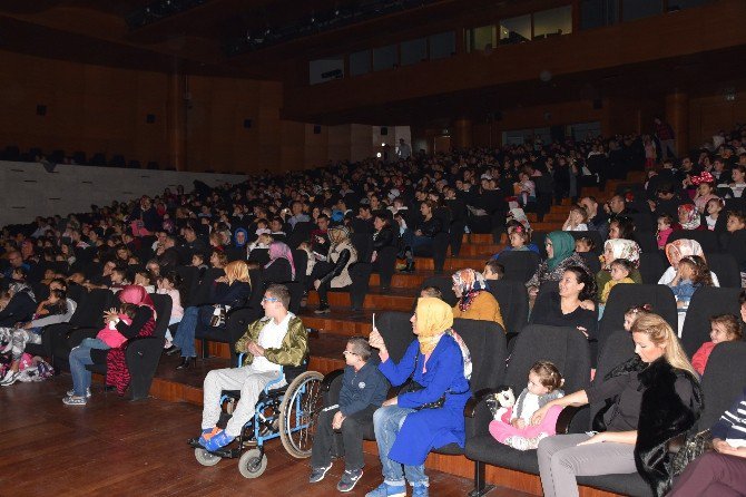 ‘Canım Kardeşim’ Bursalı Çocuklarla Buluştu