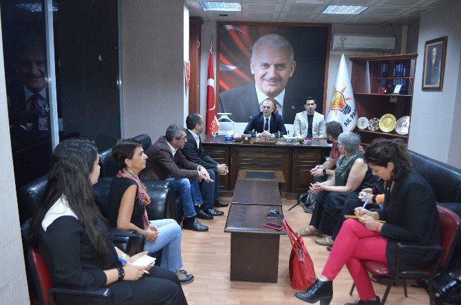 Avrupalı Parlamenterlerden Ak Parti’ye Ziyaret