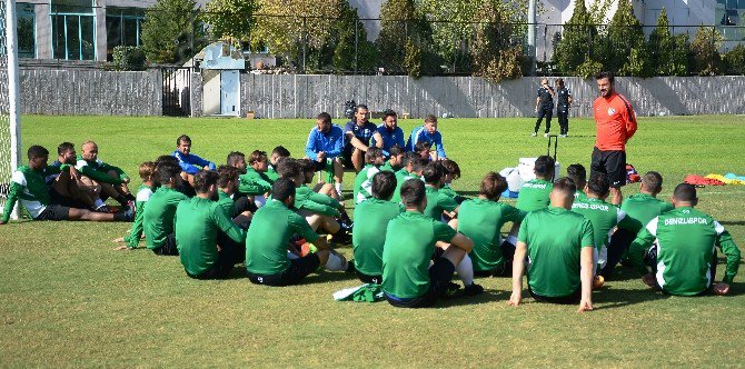 Denizlispor Teknik Direktörü’nden Başkana ’Dön’ Çağrısı