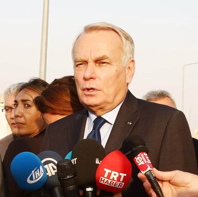 Fransa Dışişleri Bakanı Jean-marc Ayrault: