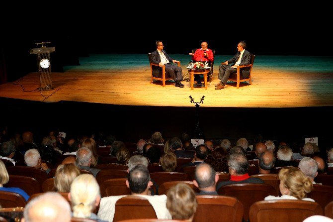 Karşıyaka’da ‘Hukuk Ve Demokrasi’ Konuşuldu