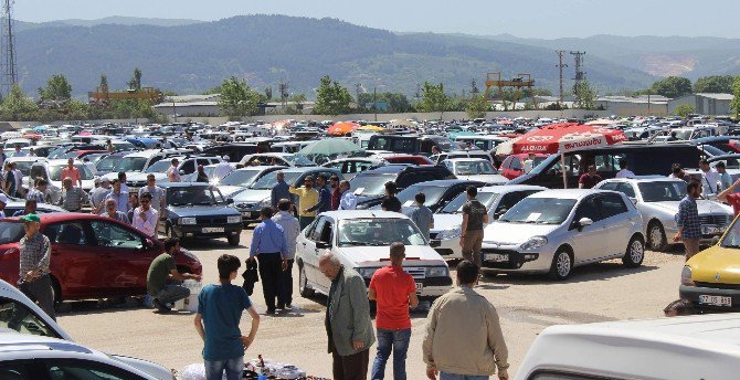 Sıfır Otomobiller Kampanya Yaptı, İkinci El Otomobiller Elde Kaldı