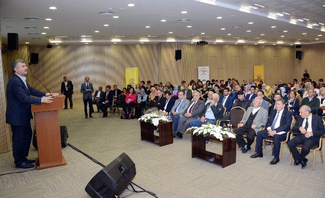 Geleceğin Beyinleri Bilim Merkezi’nde Ödüllendirildi