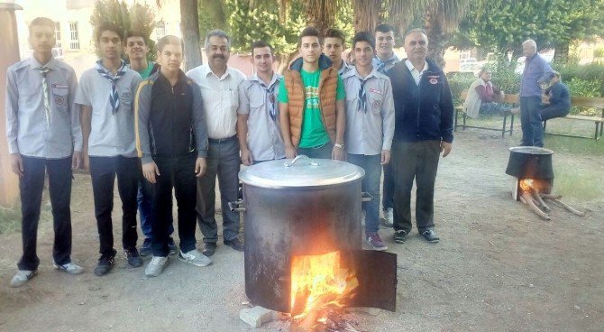 Lisede Geleneksel Aşure Etkinliği