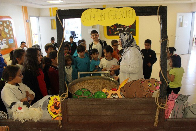 Çınar’da Geleneksel Aşure Şenliği