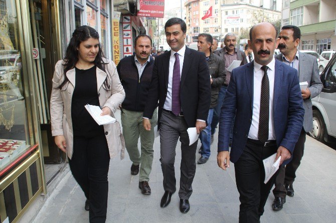 Hdp’li Vekiller, Dbp Kongresi İçin Bildiri Dağıttı