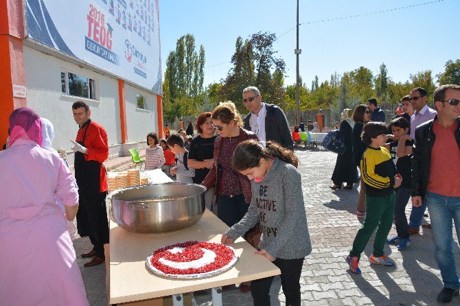 Malatya Özel Bilge Olimpiyat Okullarından Aşure Etkinliği