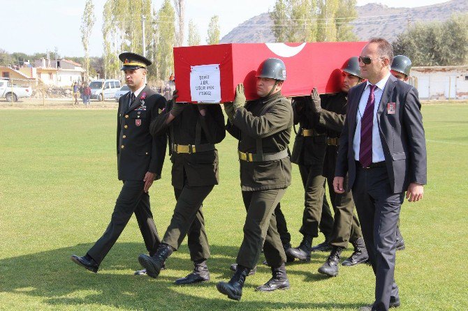 Şehit Uğur İpek, Baba Ocağına Son Kez Getirildi