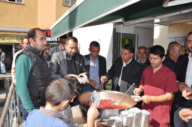 Bulanık’ta Bin 500 Kişiye Aşure Dağıtıldı