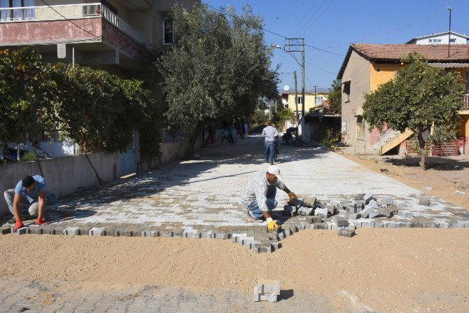 Nazilli Belediyesi Yol Çalışmalarına Devam Ediyor