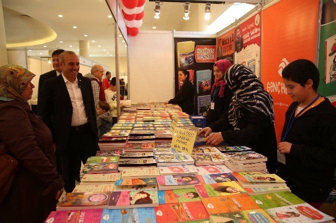 Ordu’da Karadeniz Kitap Fuarı Açıldı