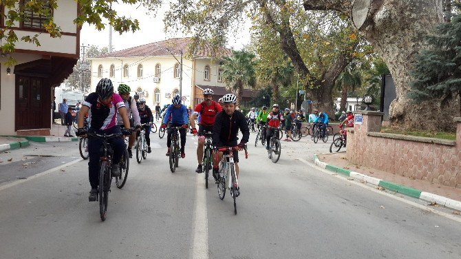 Turizm İçin Pedal Çevirdiler