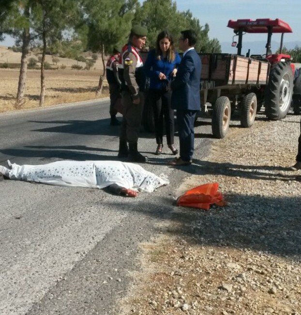 Traktörden Düşen Kadın Hayatını Kaybetti