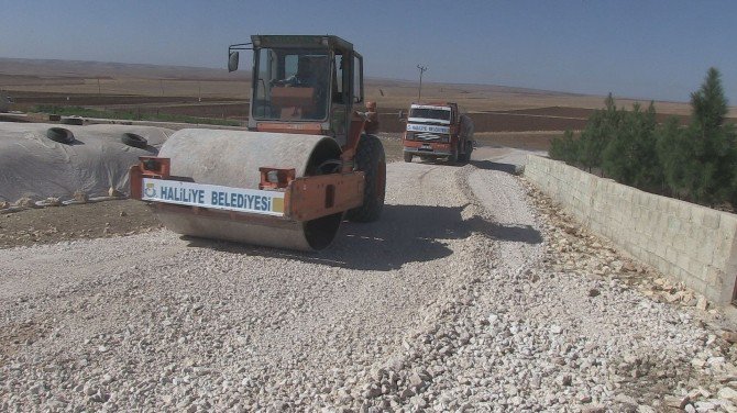 Haliliye Belediyesinden Yol Yapım Çalışması