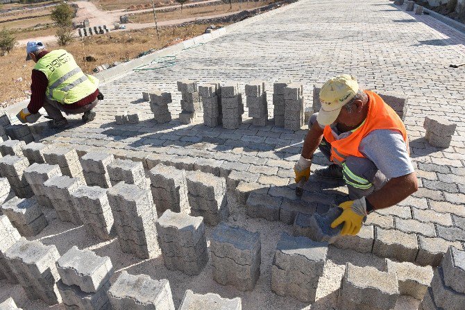 Karesi’de Yol Sorunları Çözülüyor