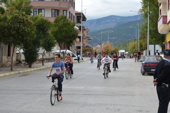 Kargı Panayırında Bisiklet Yarışması Yapıldı