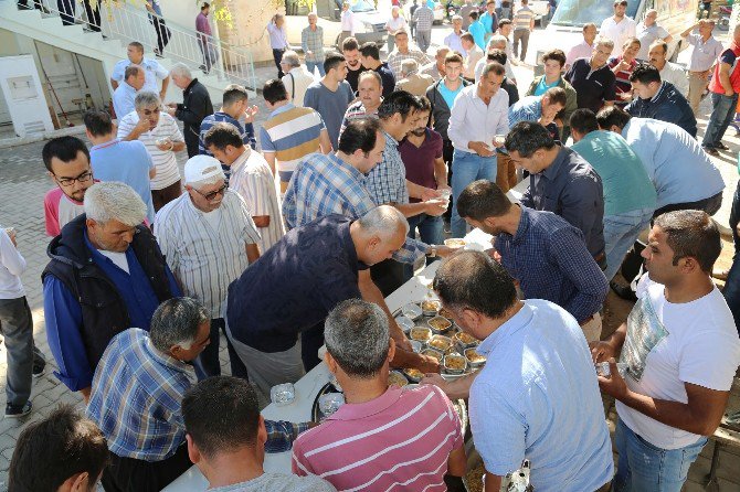 Erdemli’de Mahallelerde Aşure Programları Düzenleniyor