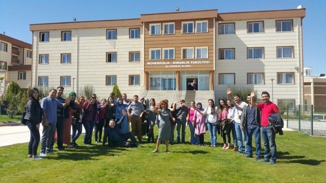 Neü İle Alpen-adria-universität Klagenfurt Arasında Erasmus Plus Anlaşması İmzalandı