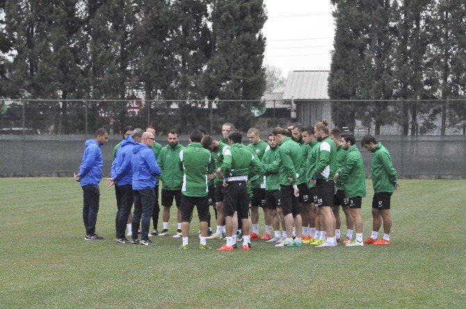 Sakaryaspor, Denizli Büyükşehir Belediyespor Maçı Hazırlıklarına Başladı