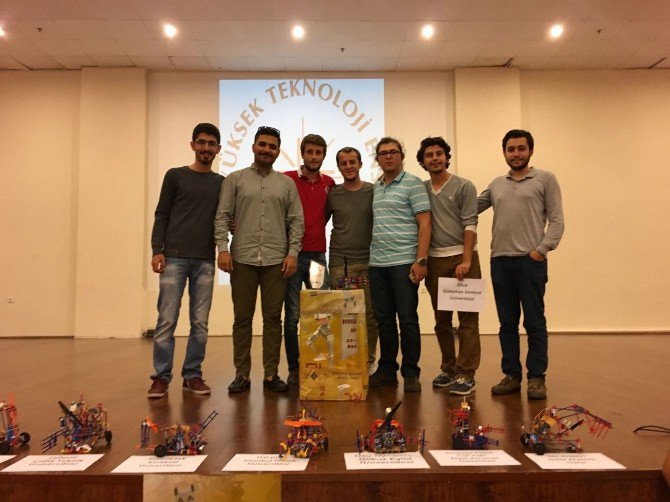 Sdü Ekibi Robot Yarışmasında Şampiyon