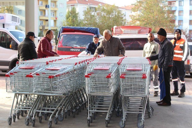 Sungurlu Belediyesi’nden Pazar Arabası Uygulaması