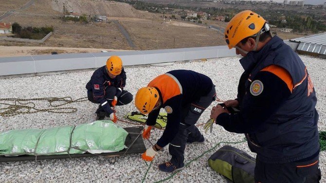 Hastanede Yangın Tatbikatı Yapıldı