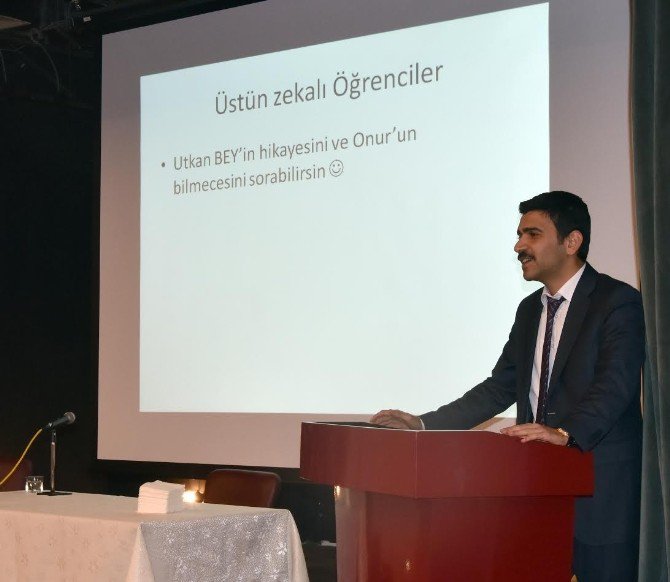 Ahlat’ta “Özel Eğitim Ve Rehberlik Uygulamaları” Semineri