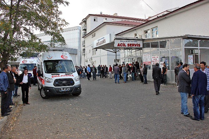 Bingöl’de İmha Edilmek İstenen Patlayıcı İnfilak Etti: 2’si Polis 3 Yaralı