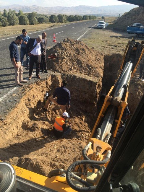 Büyükşehir 10 Ayda 352 Bin Metre İçme Suyu Hattı Yaptı