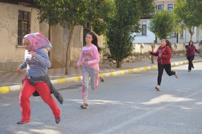 Kargı Panayır Etkinliklerinde Atletizm Yarışları Yapıldı