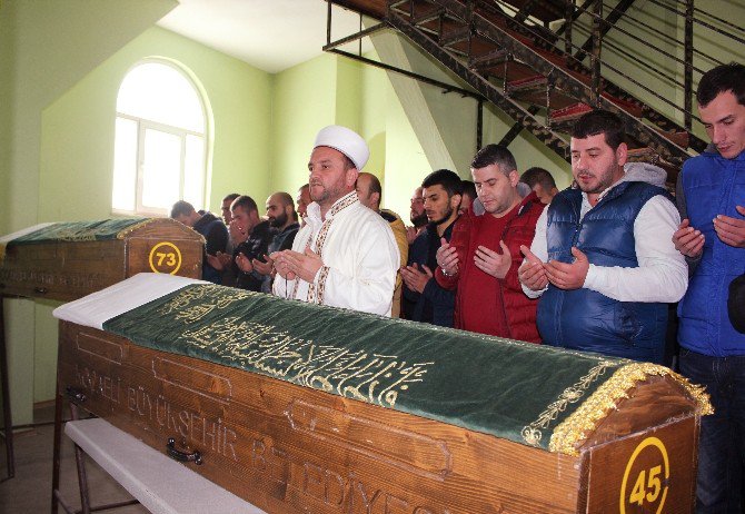 İntihar Eden 15 Temmuz Kahramanı, Babasıyla Birlikte Defnedildi