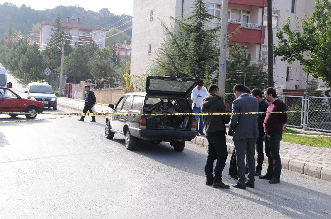 Afyonkarahisar’da Dehşet: 2 Ölü, 1 Ağır Yaralı