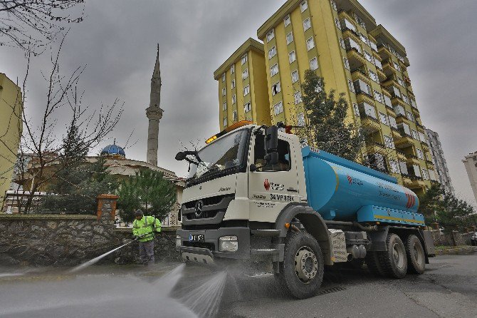 Ümraniye Belediyesi Daha Temiz Bir İlçe İçin Çalışıyor