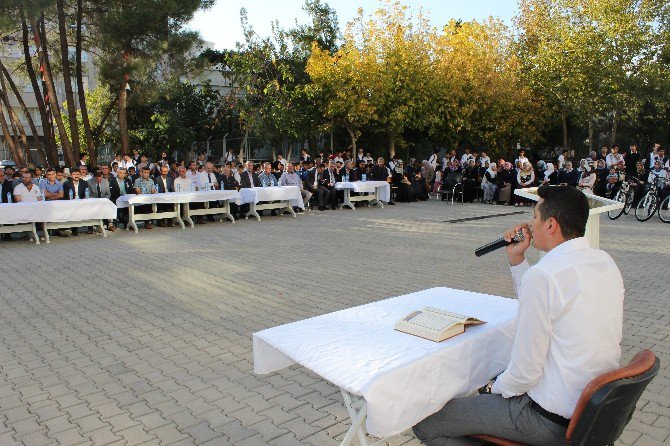 İmam Hatip Lisesinde Aşure Ve Ödül Programı