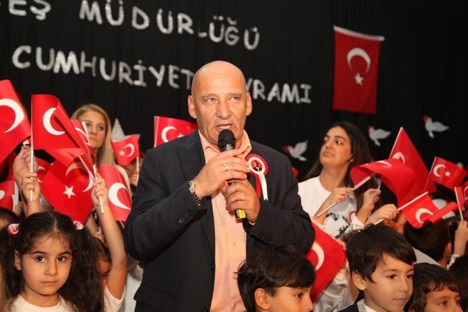 Kreş Öğrencilerinden 29 Ekim Cumhuriyet Bayramı Coşkusu