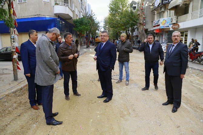 Başkan Kesimoğlu, Fevzi Çakmak Caddesi’nde İncelemelerde Bulundu